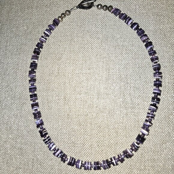 Natural Wampum Shell Necklace - Picture 2 of 6